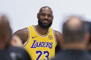 沃西:我希望詹姆斯复出后能选择性发力 专注于球队所需要的东西 沃西:我希望詹姆斯复出后能选择性发力 专注于球队所需要的东西