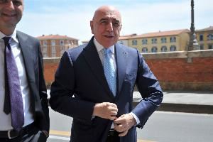 米兰新闻网：蒙扎下周完成易主后，加利亚尼就将回归米兰任职