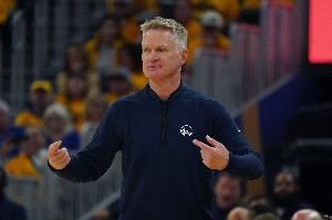 不敌残阵步行者!媒体人:这些年碰到弱的阵容勇士就是太浪