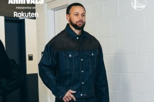 风格迥异!勇士官方晒库里和库明加的入场照