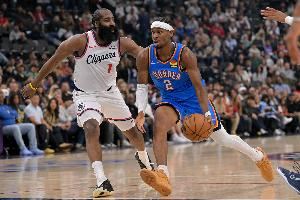 记者：开季哈登的进攻状态相当不错 但快船还没理清楚轮换